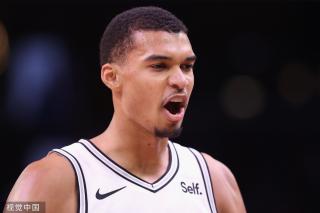 历史性的突 历史性的突